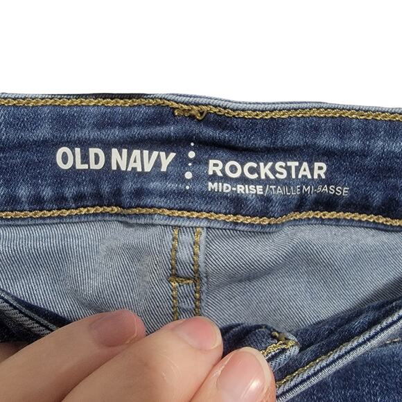 Old Navy Rockstar Midrise Skinny Jeans Plus Size 18R - Picture 3 of 9